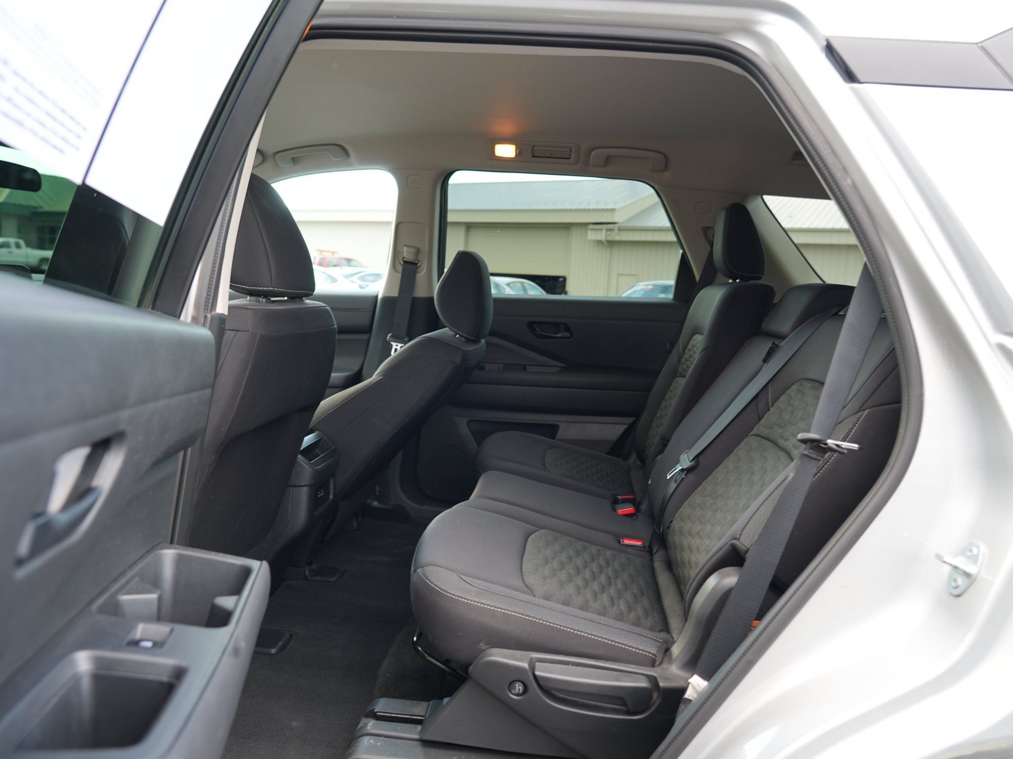 Used 2024 Nissan Pathfinder S AWD/4WD image 19