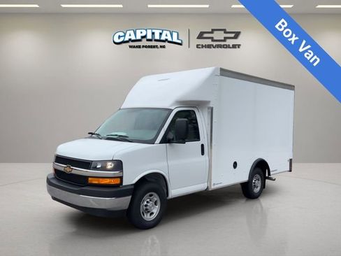 New 2025 Chevrolet Express 3500 Work Van w/ Power Convenience Package image 1