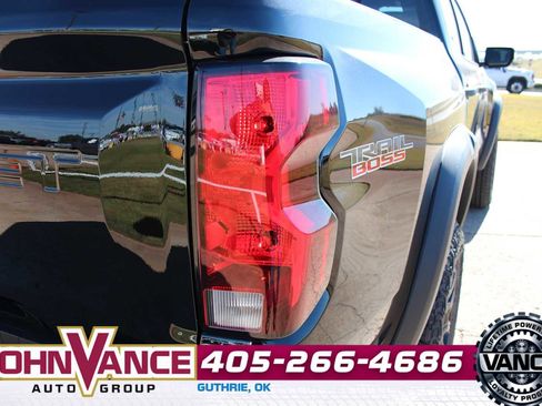 Used 2026 Chevrolet Colorado Trail Boss image 12