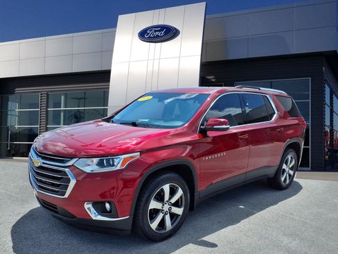 Used 2018 Chevrolet Traverse LT AWD/4WD image 4