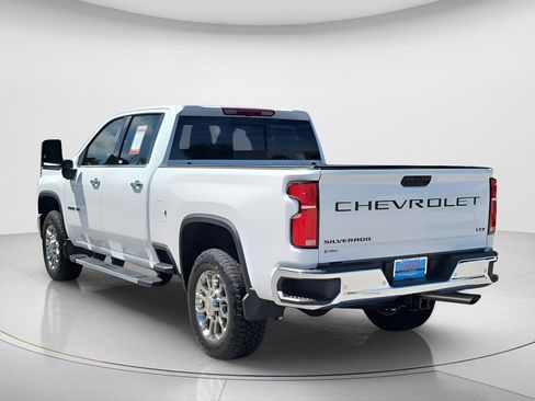 Used 2026 Chevrolet Silverado 2500 LTZ w/ LTZ Plus Package AWD/4WD image 15