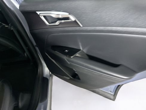 Used 2023 Kia Sportage EX image 30