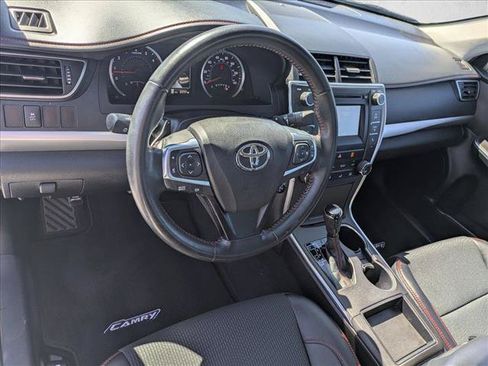 Used 2016 Toyota Camry SE w/ Protection Package (Q2) FWD image 10