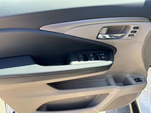 Used 2022 Honda Pilot EX-L image 16