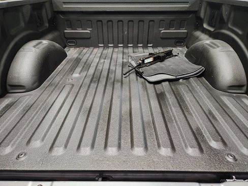 Used 2021 Ford F150 Lariat w/ Equipment Group 502A High AWD/4WD image 54
