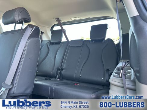 Used 2026 Kia Carnival FWD image 21