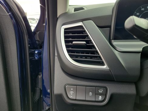 Used 2025 Kia Seltos EX image 21