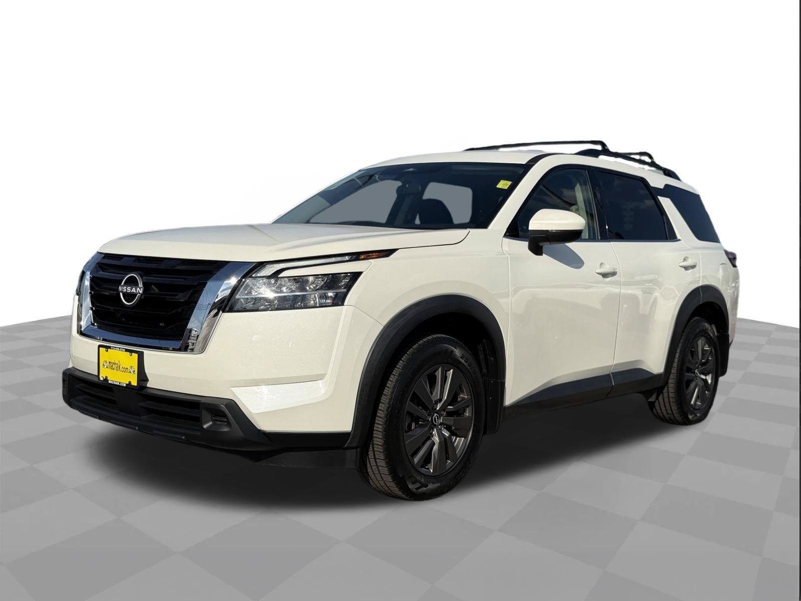 Used 2022 Nissan Pathfinder SV FWD image 1