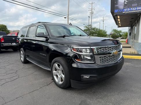 Used 2017 Chevrolet Suburban LT AWD/4WD image 10