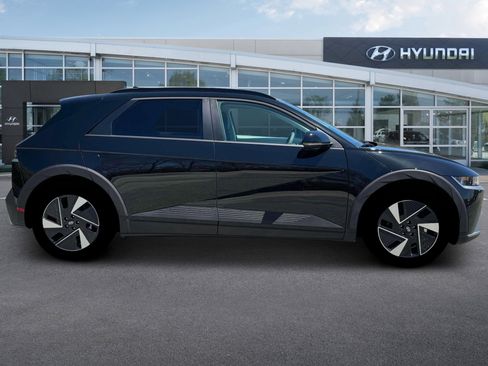 New 2026 Hyundai Ioniq 5 SEL image 9