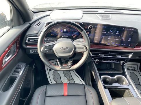 New 2026 Chevrolet Traverse RS w/ LPO, Floor Liner Package image 19