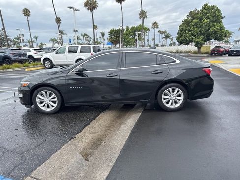 Used 2020 Chevrolet Malibu LT image 37