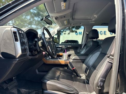 Used 2017 Chevrolet Silverado 1500 LTZ w/ Sport Package AWD/4WD image 5