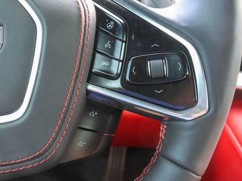 Used 2024 Chevrolet Corvette Stingray Premium Cpe w/ Z51 Performance Package RWD image 28