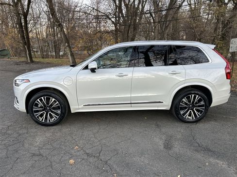 Certified 2023 Volvo XC90 T8 Plus w/ Protection Package image 5