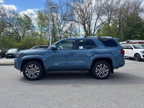 New 2026 Toyota 4Runner Limited AWD/4WD image 4