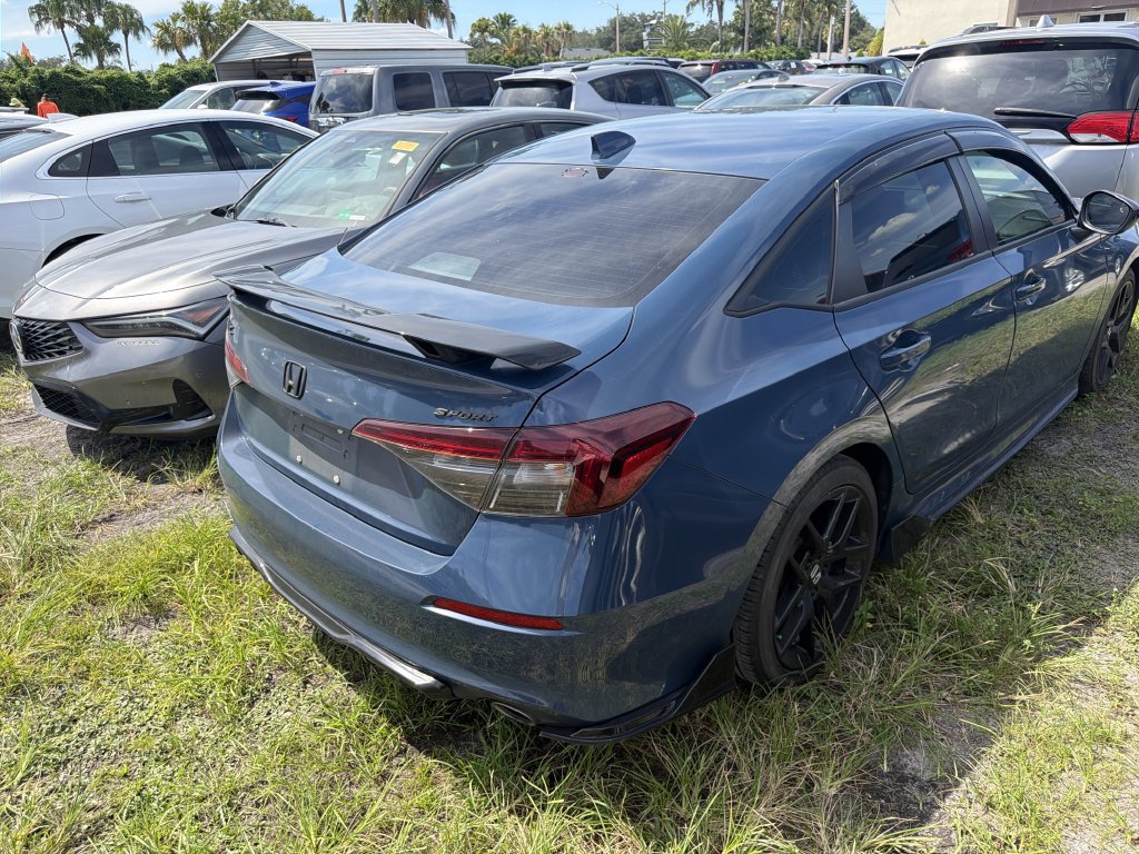 Used 2025 Honda Civic Sport image 5