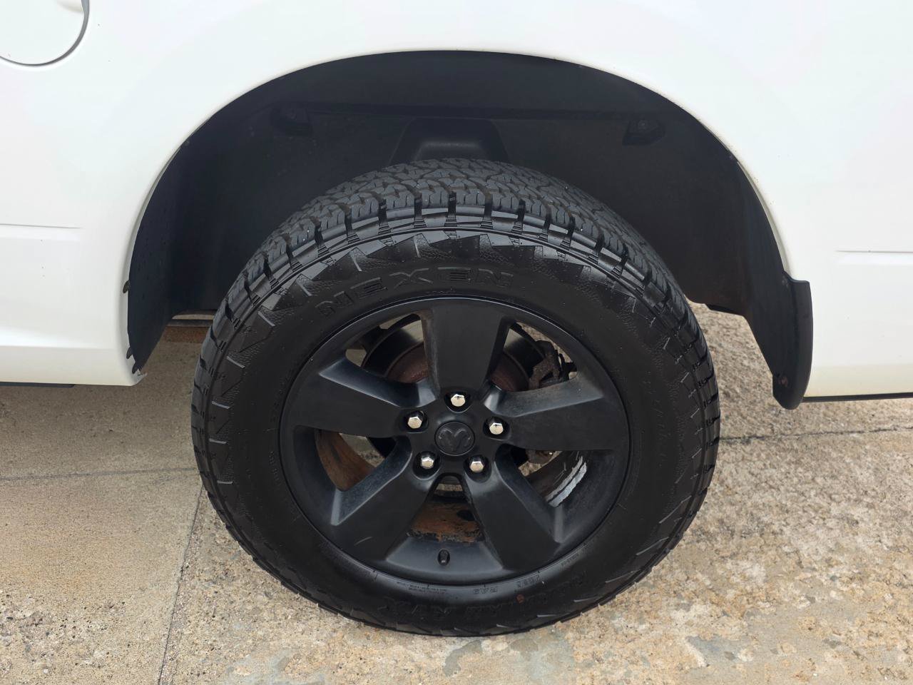 Used 2019 RAM 1500 Express w/ Wheel & Sound Group AWD/4WD image 26