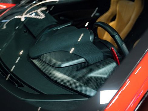 Used 2020 Ferrari 488 Pista Coupe image 14