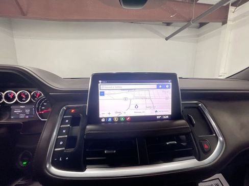 Used 2021 Chevrolet Tahoe Z71 w/ Rear Media and Nav Package image 14