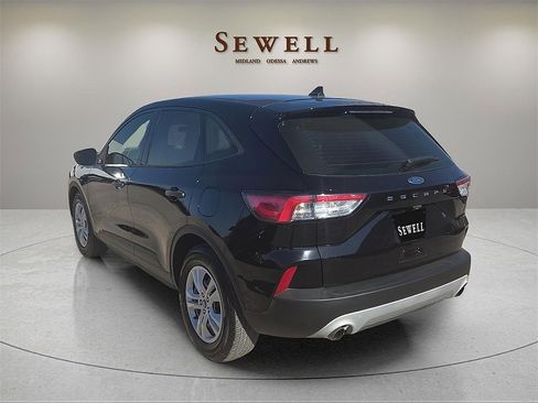 Used 2021 Ford Escape S image 3