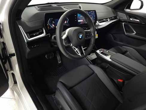 Used 2026 BMW X2 xDrive28i w/ Technology Package image 12