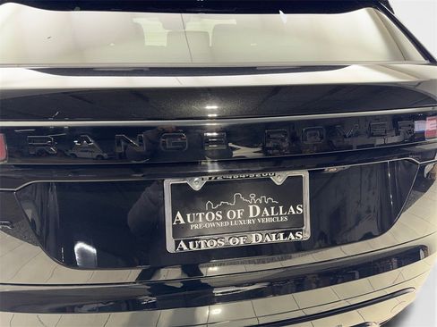 Used 2025 Land Rover Range Rover Velar Dynamic SE image 21