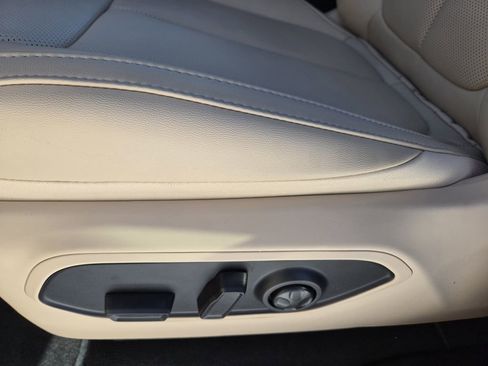 New 2026 Jeep Grand Cherokee Limited image 12