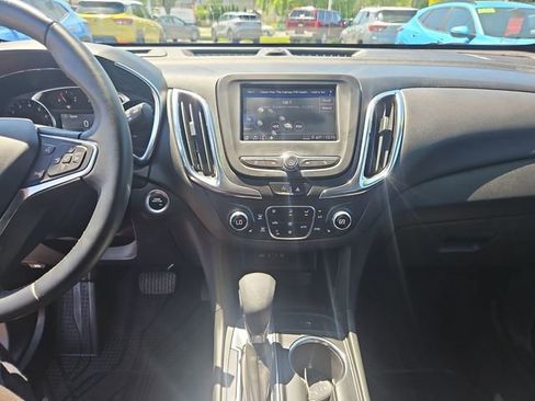 Used 2024 Chevrolet Equinox LT w/ LPO, Floor Liner Package FWD image 17