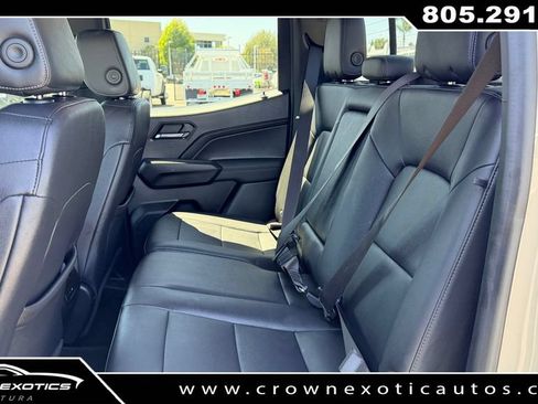 Used 2024 GMC Canyon Elevation w/ Elevation Premium Package AWD/4WD image 18
