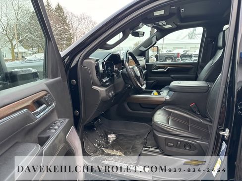 Used 2024 Chevrolet Silverado 3500 High Country w/ Technology Package image 10