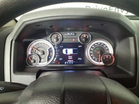 Used 2013 RAM 1500 Classic SLT w/ Premium Display Pkg AWD/4WD image 19