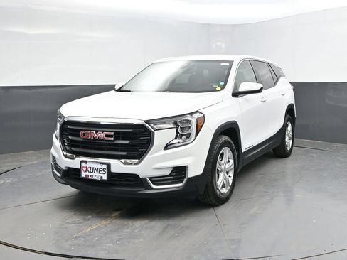 Used 2024 GMC Terrain SLE FWD image 5