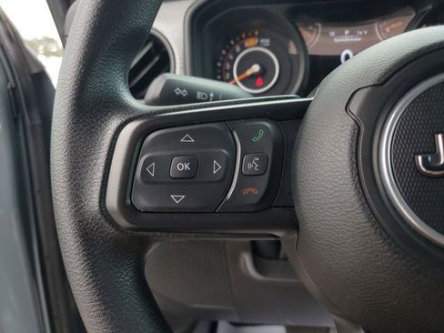 Certified 2025 Jeep Wrangler Sport AWD/4WD image 19