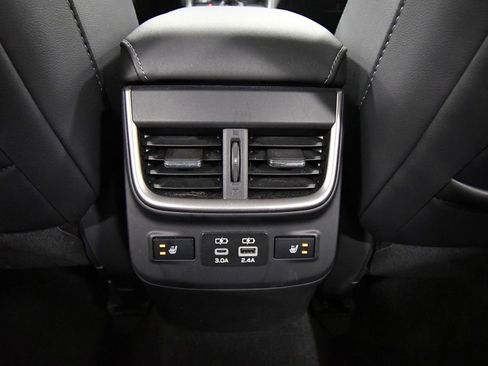 Used 2024 Subaru Outback Limited AWD/4WD image 17