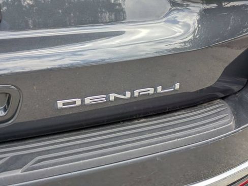 Used 2021 GMC Yukon XL Denali AWD/4WD image 6