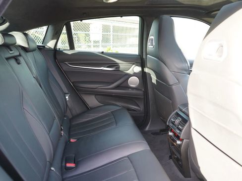 Used 2018 BMW X6 M w/ Executive Package image 23