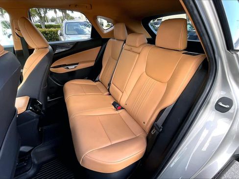 Used 2022 Lexus NX 350h Premium image 21