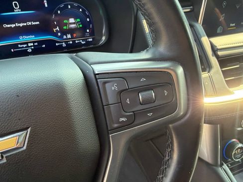 Used 2024 Chevrolet Suburban LT AWD/4WD image 18