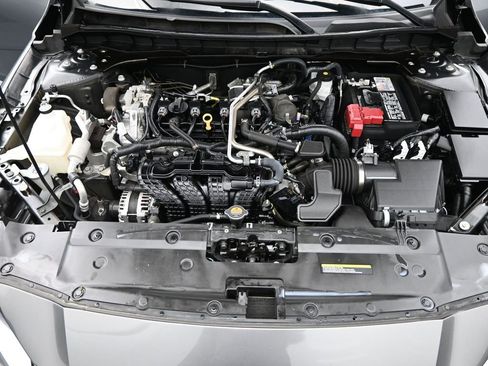 Used 2024 Nissan Altima 2.5 SV image 15