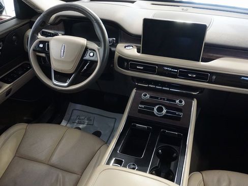 Used 2022 Lincoln Aviator Reserve w/ Equipment Group 201A image 30