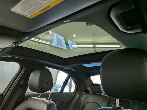 Used 2020 Mercedes-Benz C 300 4MATIC Sedan image 16