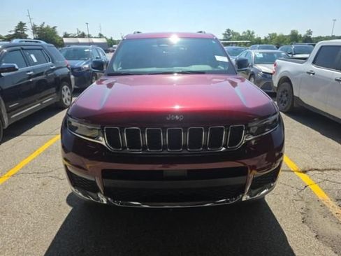 Used 2023 Jeep Grand Cherokee L Limited AWD/4WD image 14