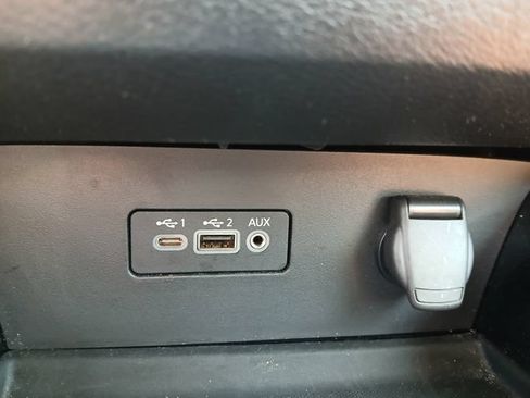 Used 2023 Nissan Altima 2.5 SV FWD image 22