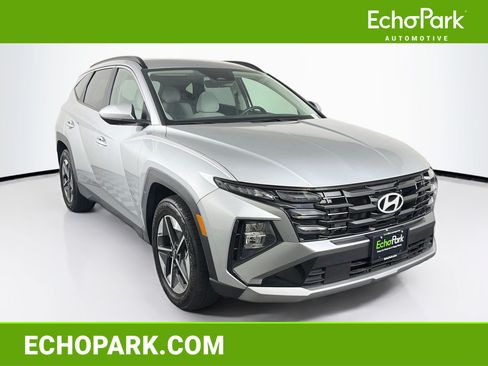 Used 2025 Hyundai Tucson SEL FWD image 1
