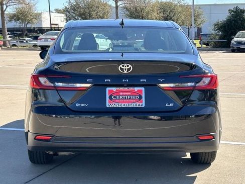 Certified 2025 Toyota Camry LE image 5
