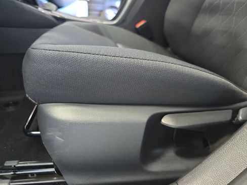 Used 2026 Toyota Corolla LE FWD image 29