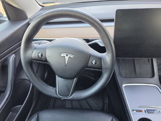 Used 2021 Tesla Model 3 Long Range AWD/4WD image 38