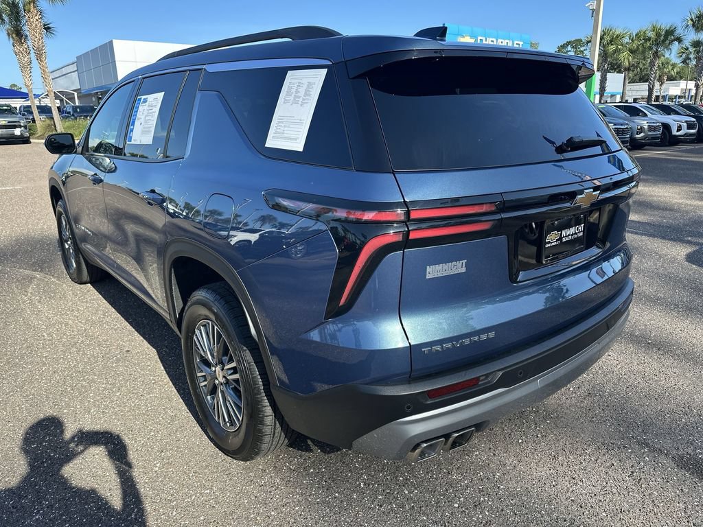Used 2026 Chevrolet Traverse LT FWD image 14