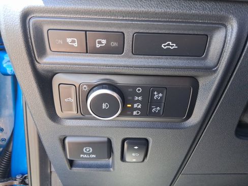 Used 2021 Ford F150 Lariat w/ Equipment Group 502A High AWD/4WD image 25